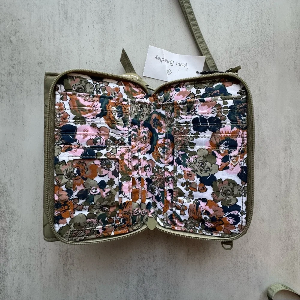 NWT Vera Bradley Quilted Crossbody Bag Wristlet Wallet - Picture 3 of 9